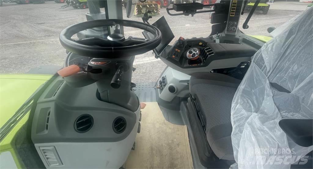CLAAS AXION 960 TT Traktorid