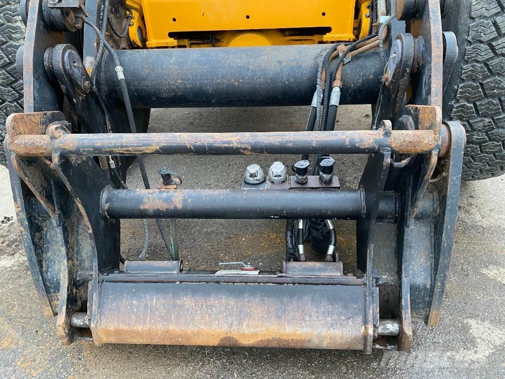 JCB 436 HT Rataslaadurid