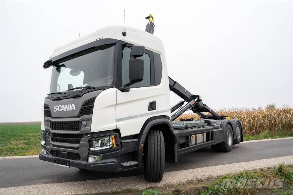 Scania P420 6X2 Konksliftveokid
