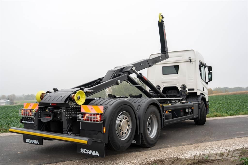 Scania P420 6X2 Konksliftveokid