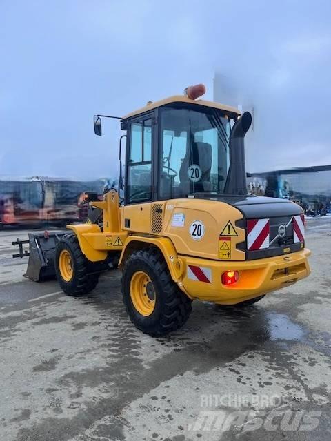 Volvo L 30 G Rataslaadurid