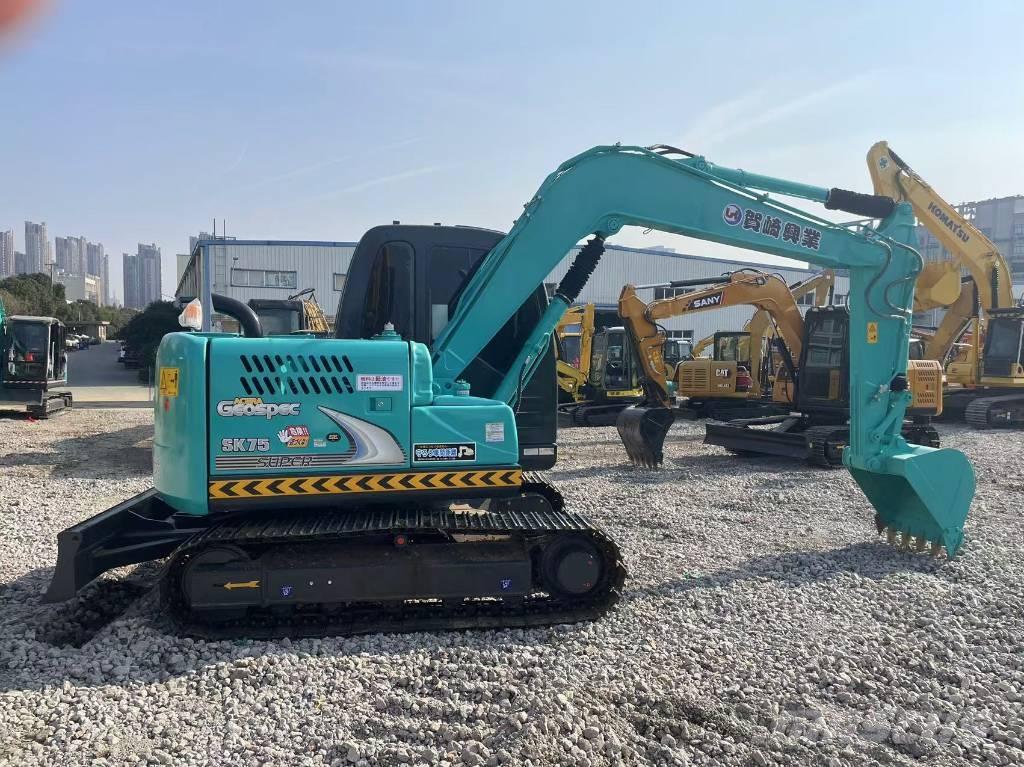 Kobelco SK 75 Roomikekskavaatorid