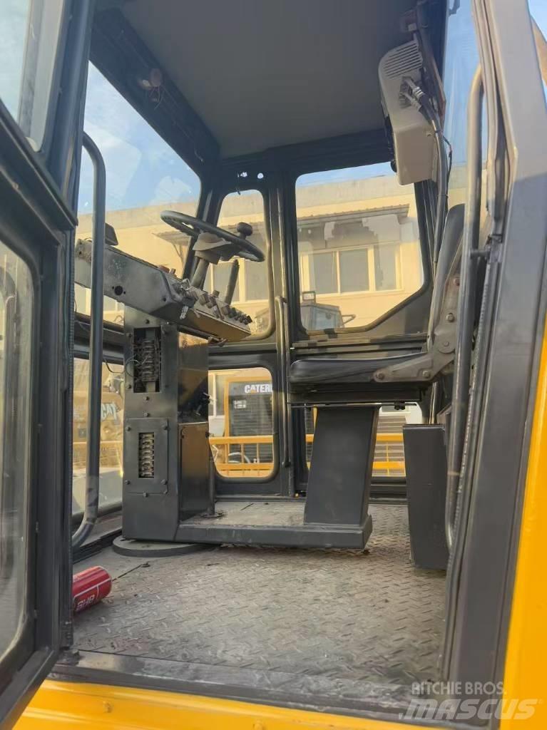 Dynapac CC 211 Tandemrullid