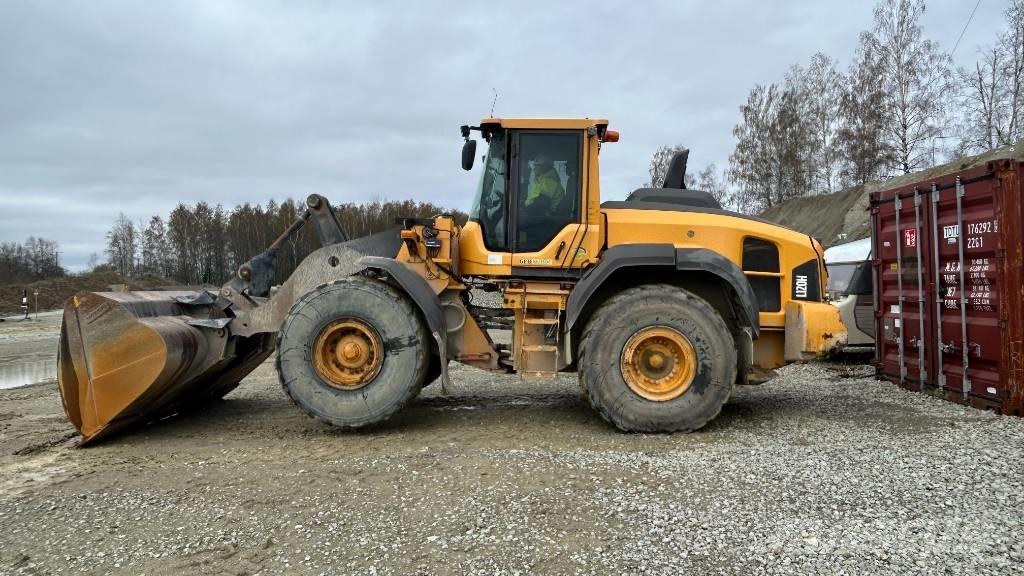 Volvo L 120 H Rataslaadurid