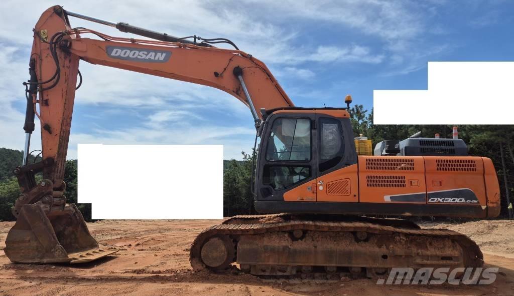 Doosan DX 300 LC-5 Roomikekskavaatorid