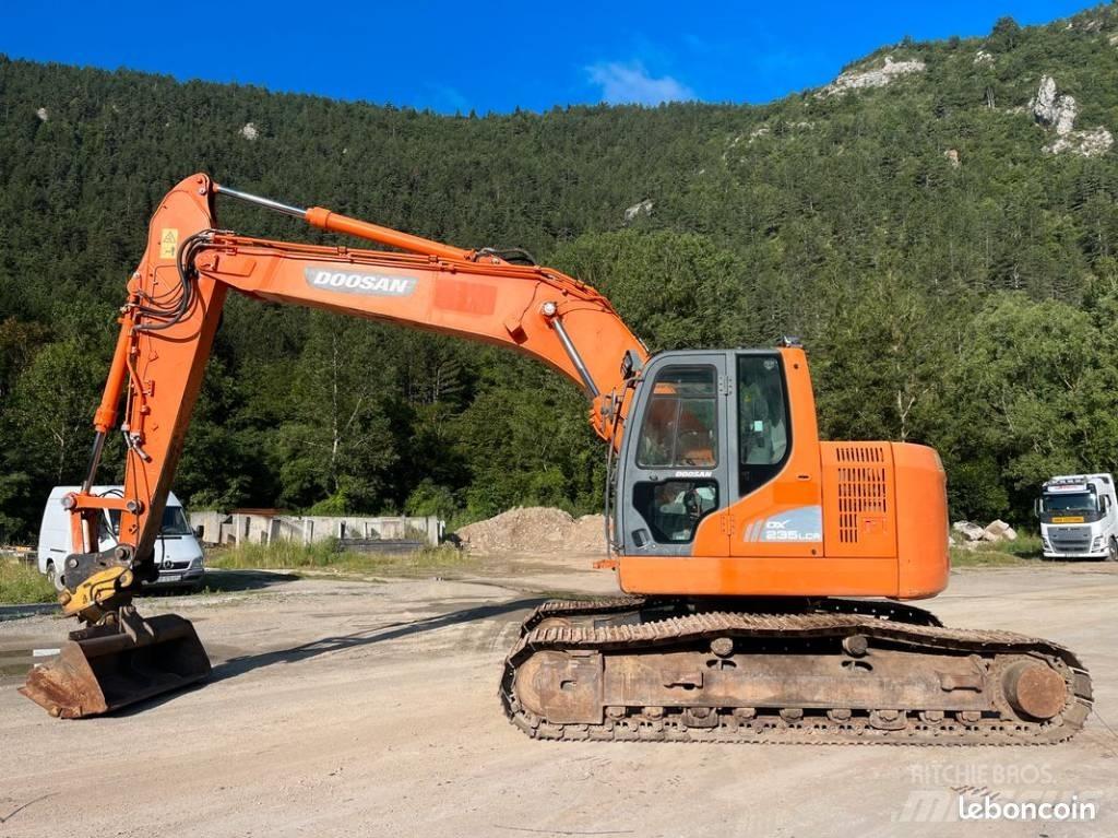 Doosan DX 235 LCR Roomikekskavaatorid