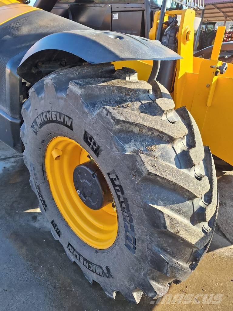 JCB 540-200 540-200 Mitmeotstarbelised laadurid
