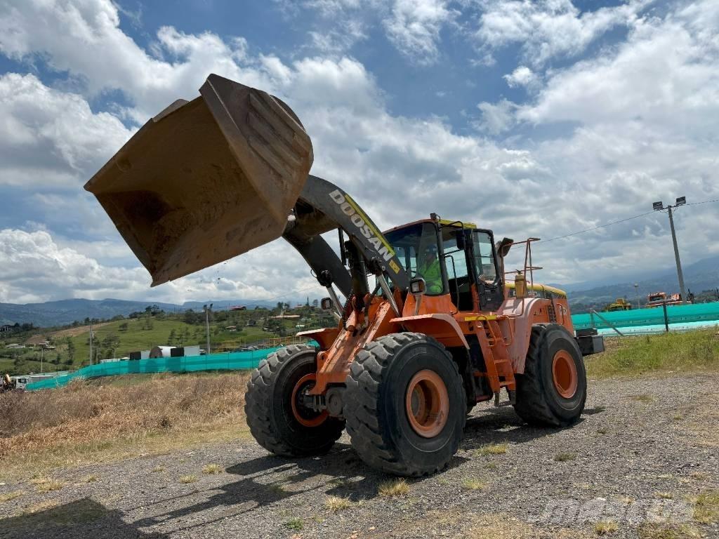 Doosan DL420A Rataslaadurid