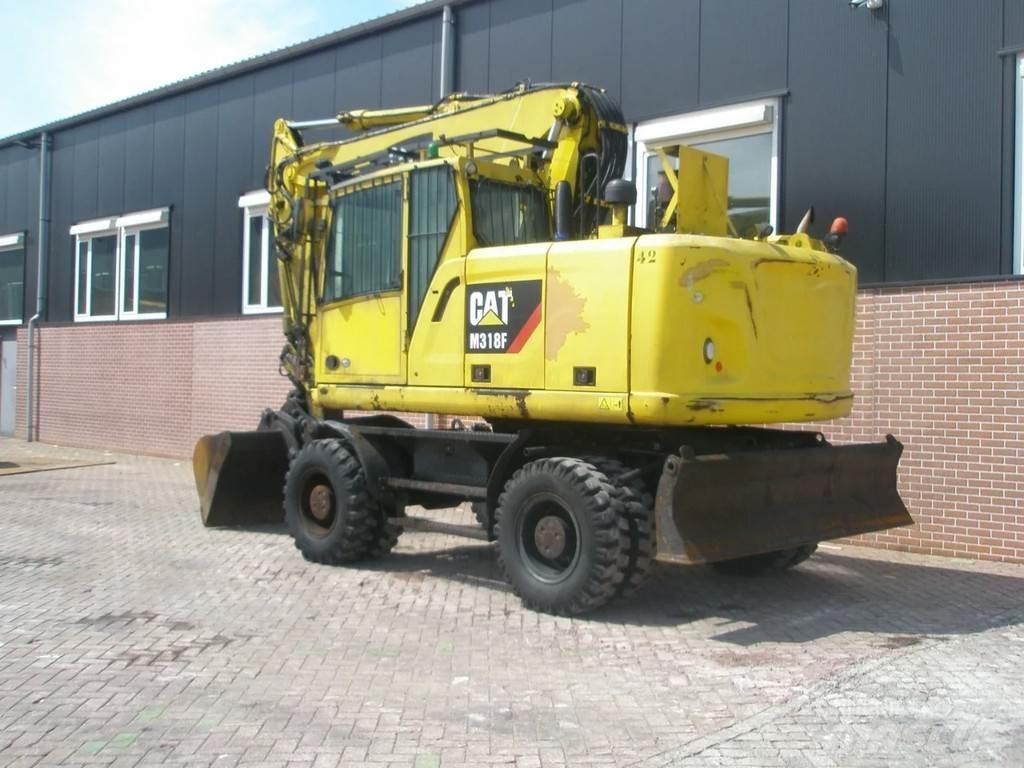 CAT M318F Ratasekskavaatorid