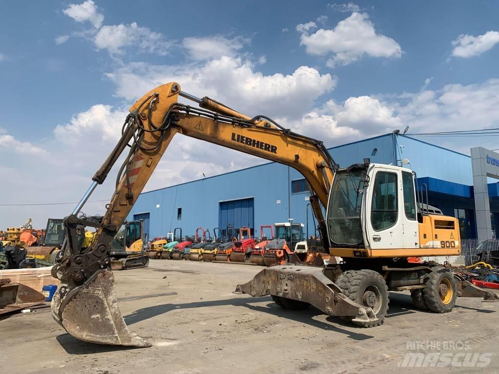 Liebherr A 900 C Ratasekskavaatorid