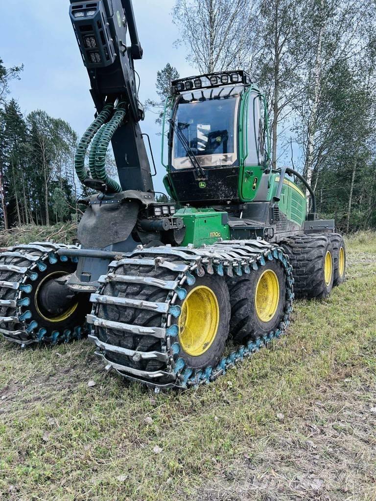 John Deere 1170G 8W Harvesterid
