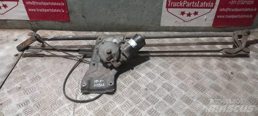 Volvo FH 12     20517438 Kabiinid