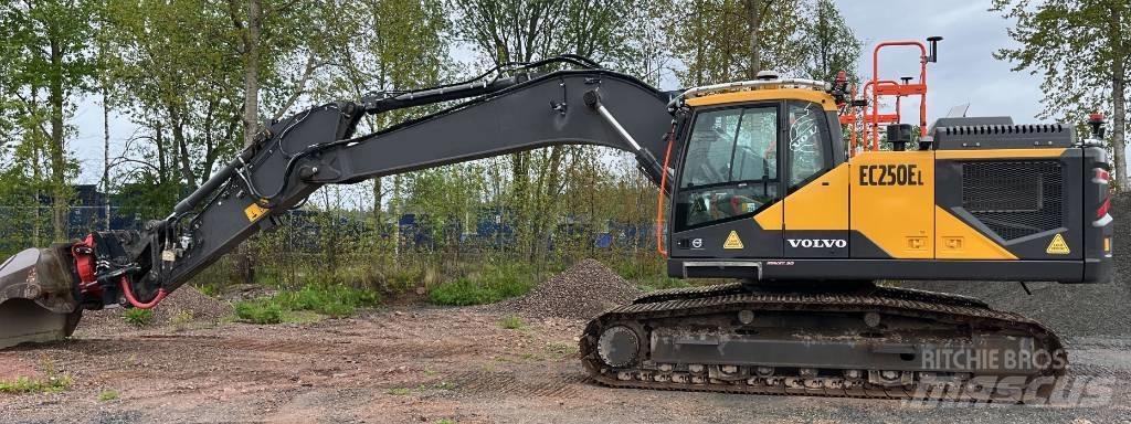 Volvo EC 250 EL Roomikekskavaatorid