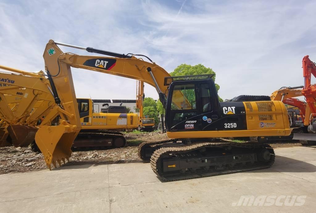 CAT 325 D Roomikekskavaatorid