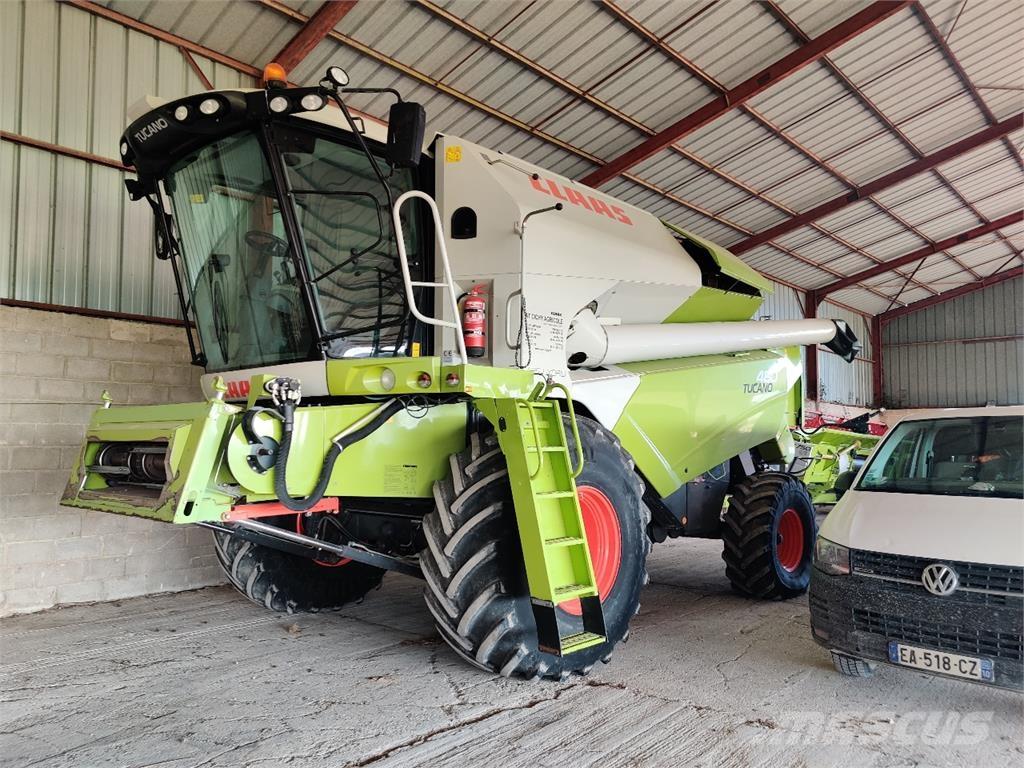 CLAAS TUCANO 480 Teraviljakombainid
