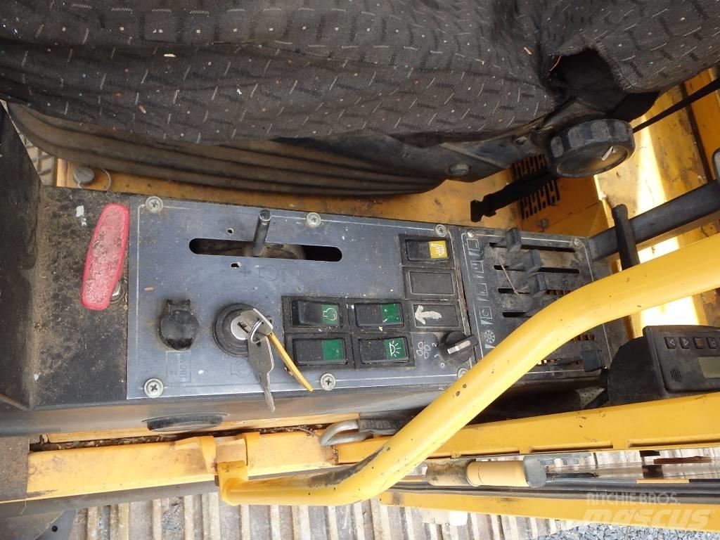 Volvo EC 200 Roomikekskavaatorid