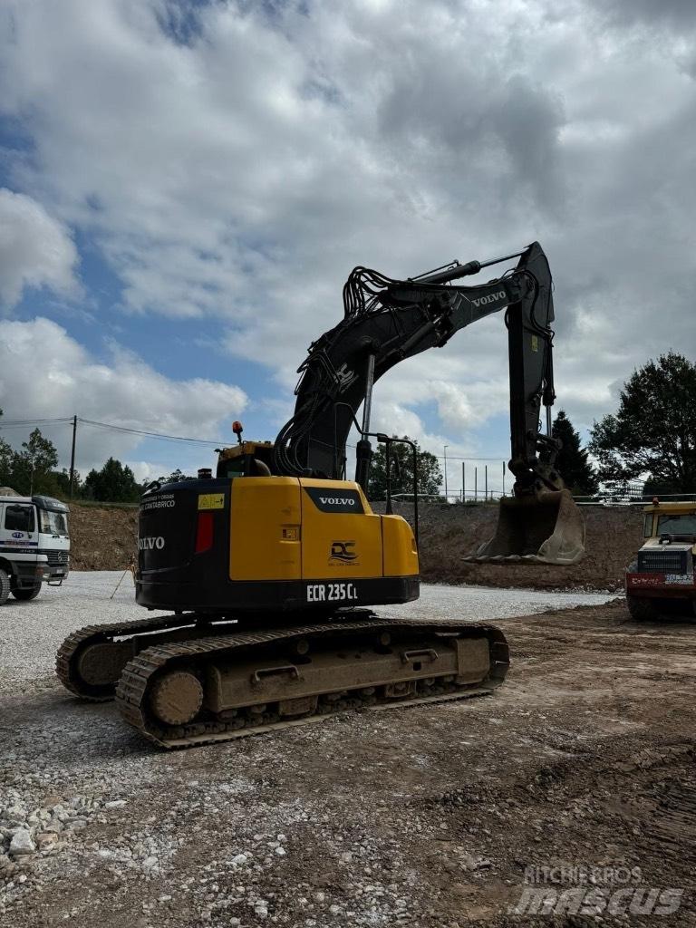 Volvo ECR 235 C L Roomikekskavaatorid