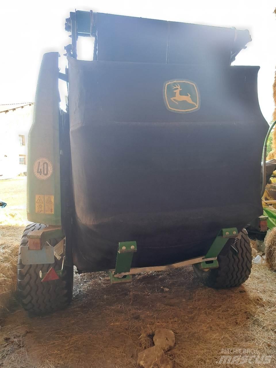 John Deere 990 Ruloonpressid
