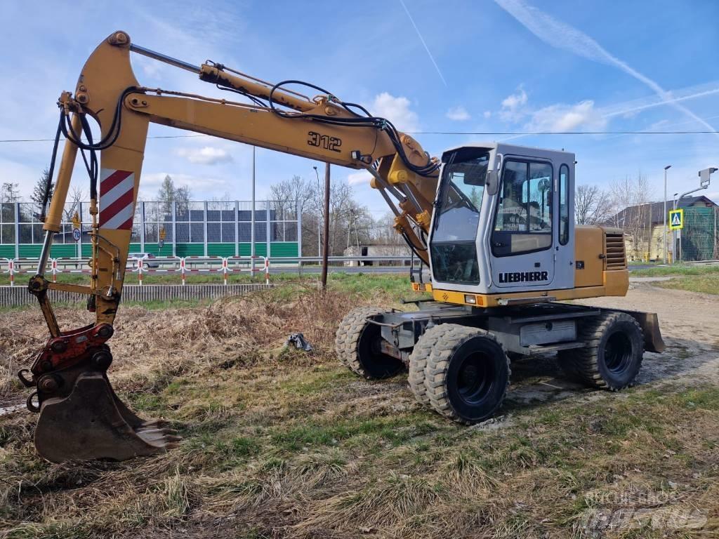 Liebherr 312 A Ratasekskavaatorid