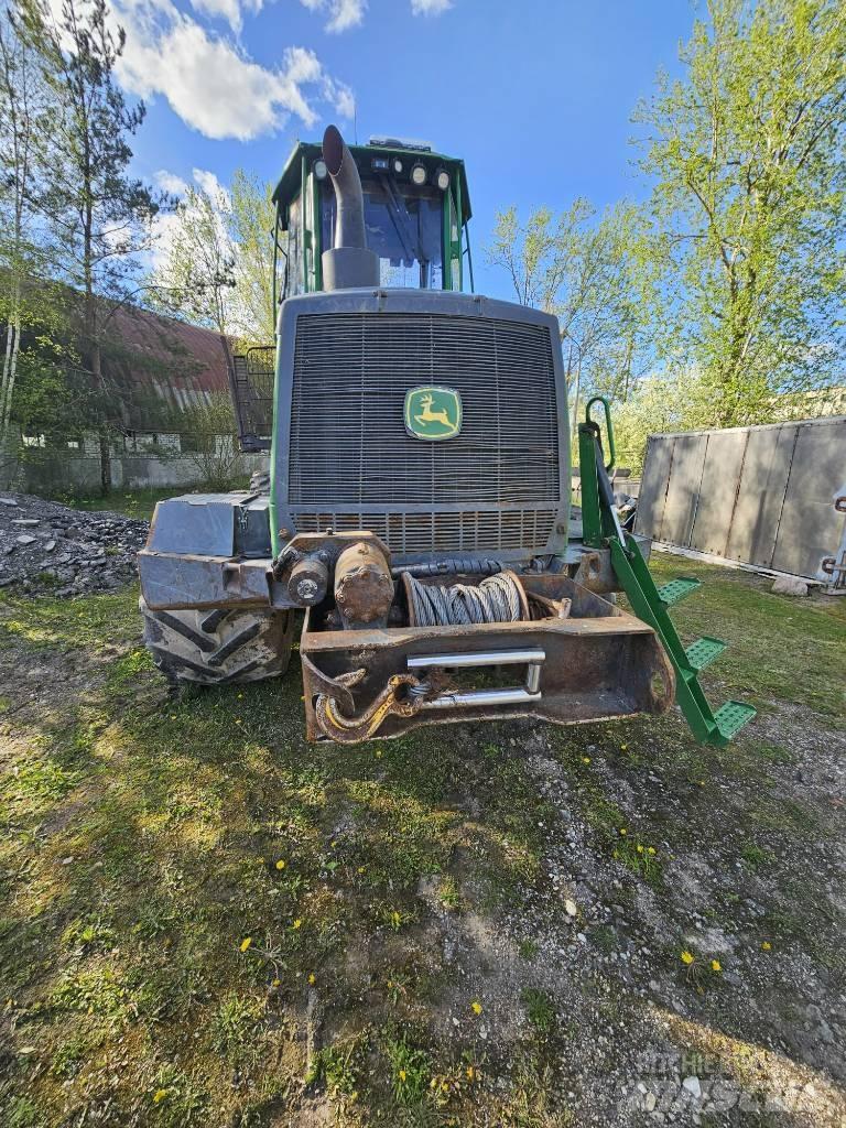 John Deere 1510 G Forwarderid