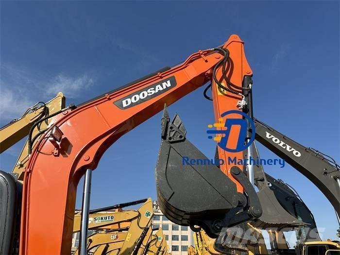 Doosan DX 60 Miniekskavaatorid < 7 t