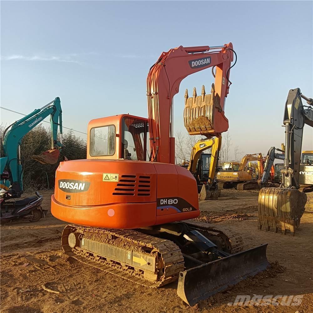 Doosan DH80G Väikeekskavaatorid 7t-12t