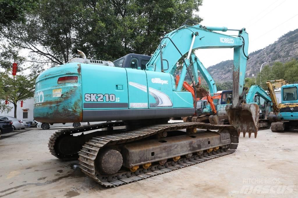 Kobelco SK 210-8 Roomikekskavaatorid