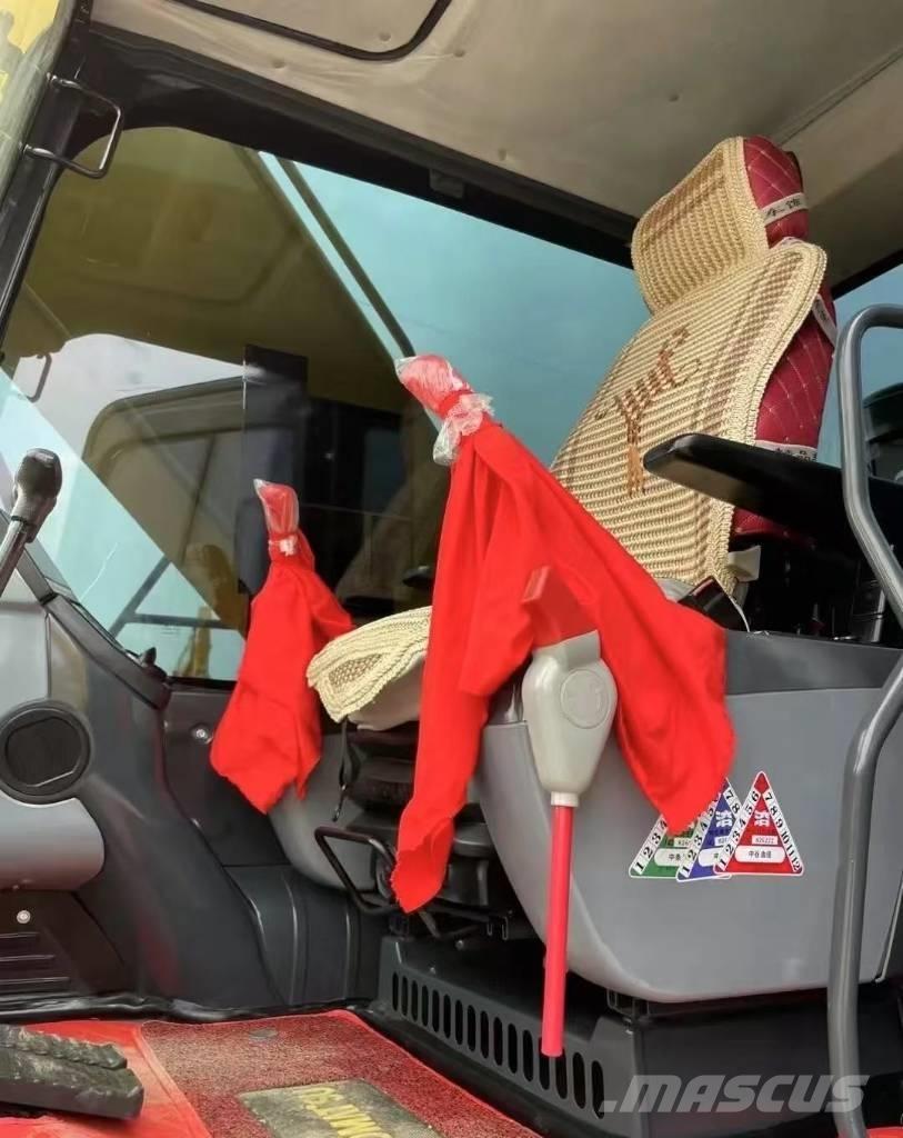 Komatsu PC 240 Roomikekskavaatorid