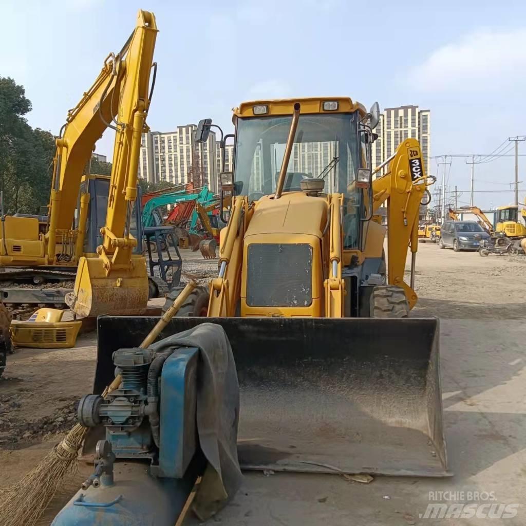 JCB 3CX Ekskavaatorlaadurid
