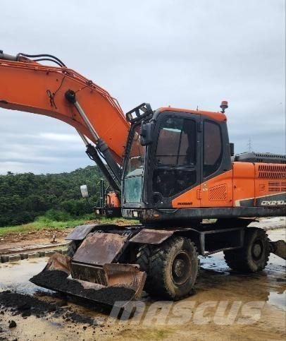 Doosan DX 210 W Ratasekskavaatorid