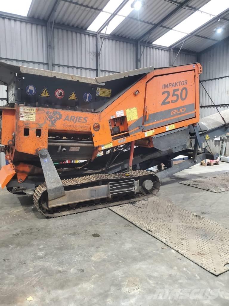 Arjes 250 Evo Iseliikuvad purustid