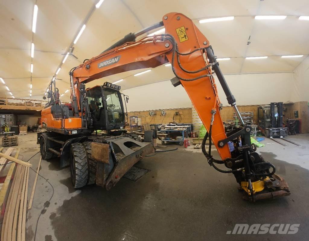 Doosan DX 170 W Ratasekskavaatorid