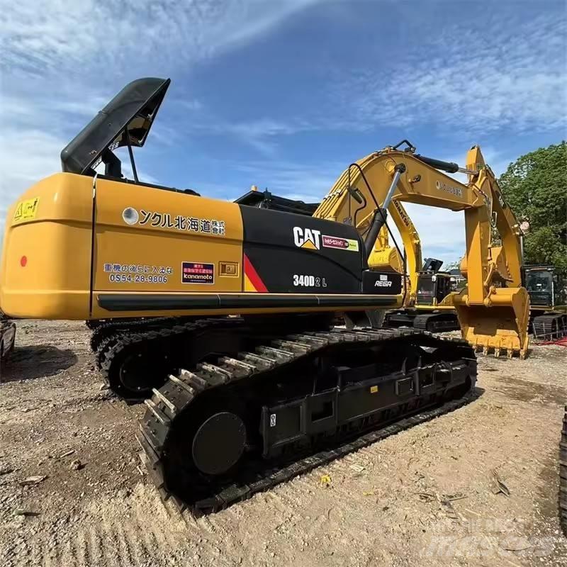 CAT 340 Roomikekskavaatorid