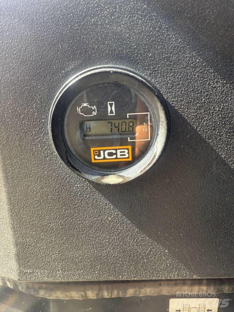 JCB 16 C-1, 740h Miniekskavaatorid < 7 t