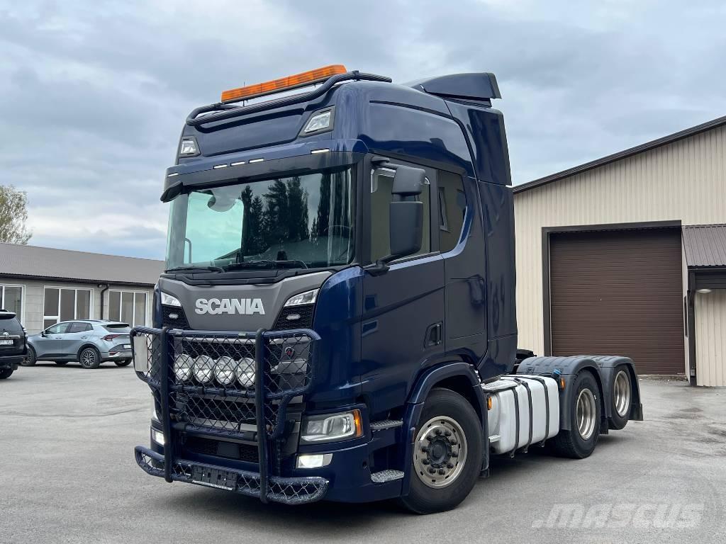 Scania R 500 A6X2NB Sadulveokid