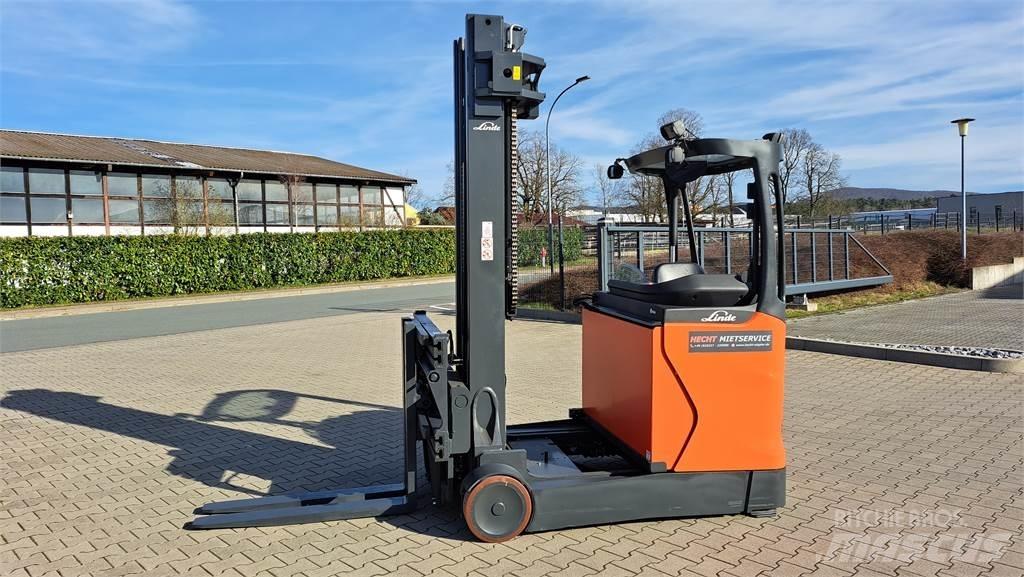 Linde R20 Lükandmastiga tõstukid