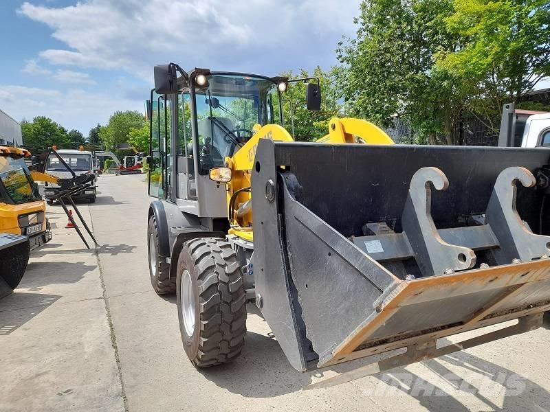 Paus SL 9075 Rataslaadurid