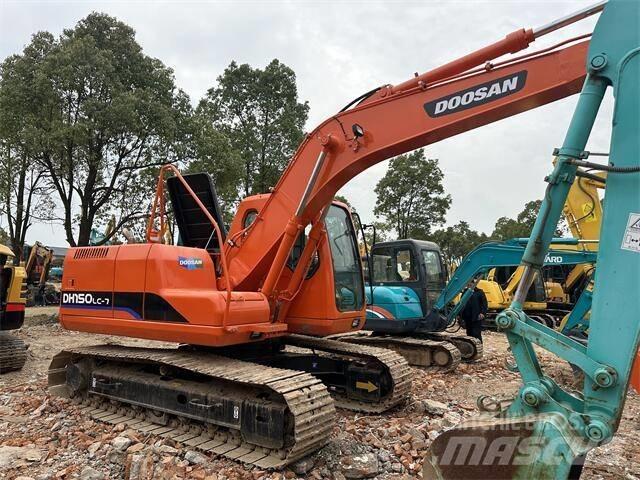 Doosan DH150 Väikeekskavaatorid 7t-12t