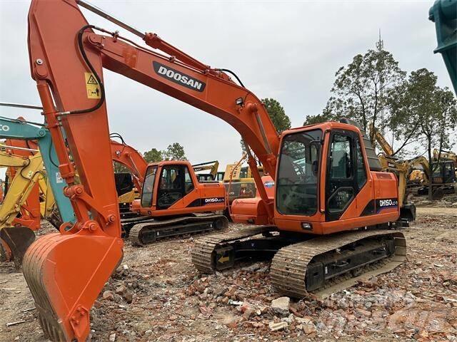 Doosan DH150 Väikeekskavaatorid 7t-12t