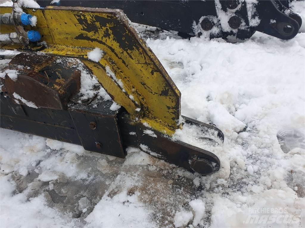 John Deere CF 1 Forvarderi kraanad