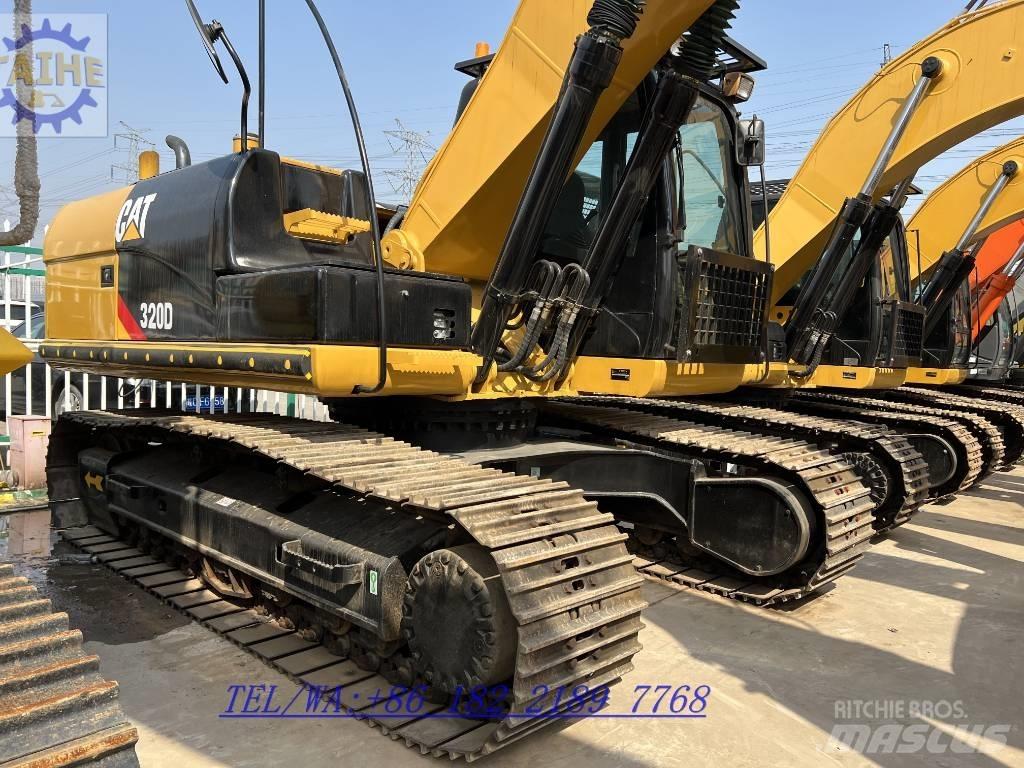 CAT 320D Roomikekskavaatorid