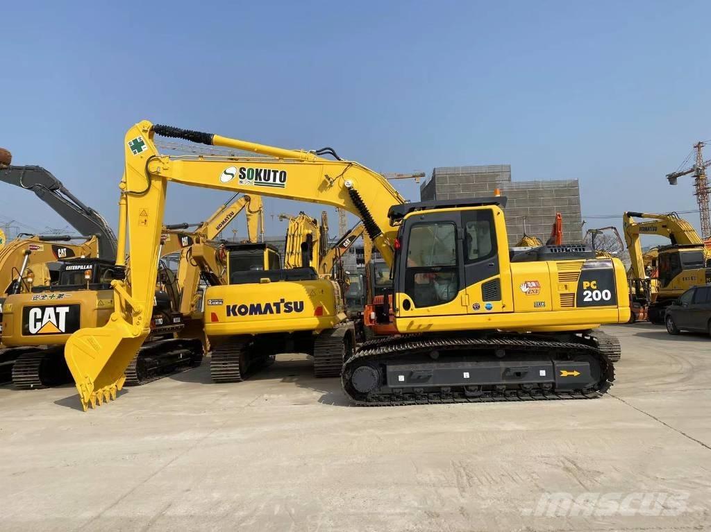 Komatsu PC 200 -8 Roomikekskavaatorid