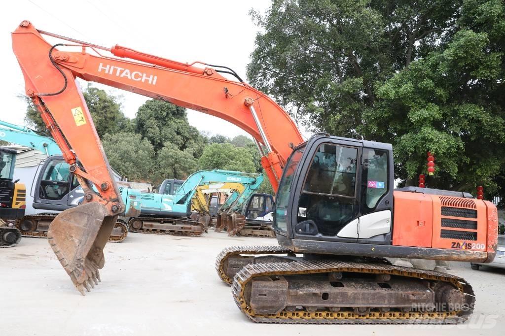 Hitachi ZX 200-5 G Roomikekskavaatorid