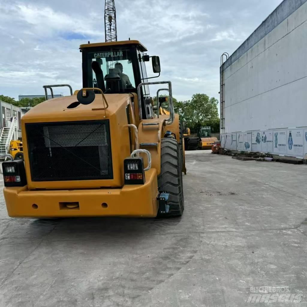 CAT 966 H Rataslaadurid