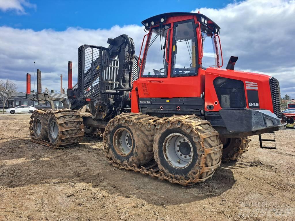 Komatsu 845 Forwarderid