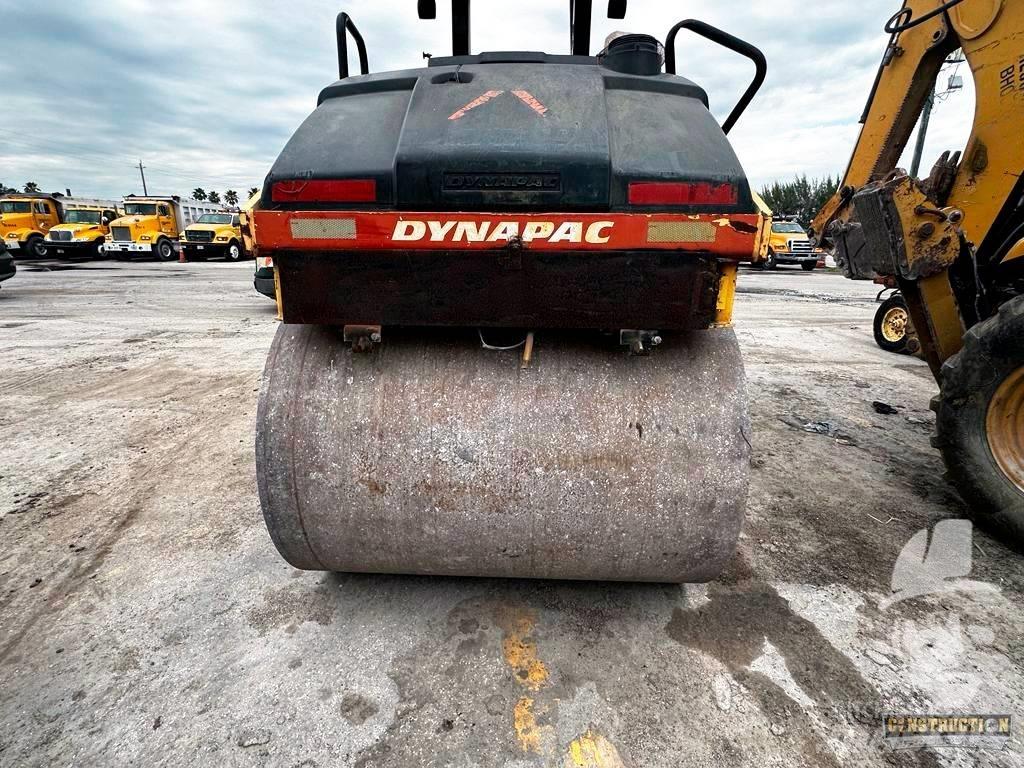 Dynapac CC 222 HF Tandemrullid