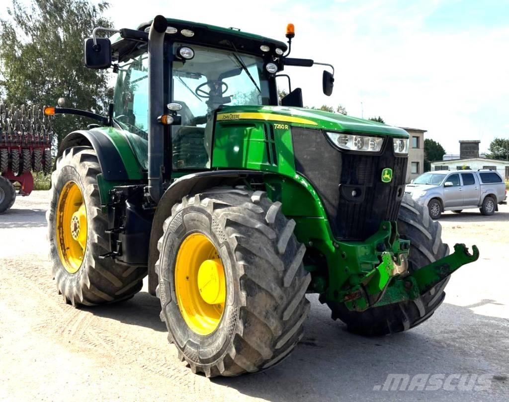 John Deere 7250 R Traktorid