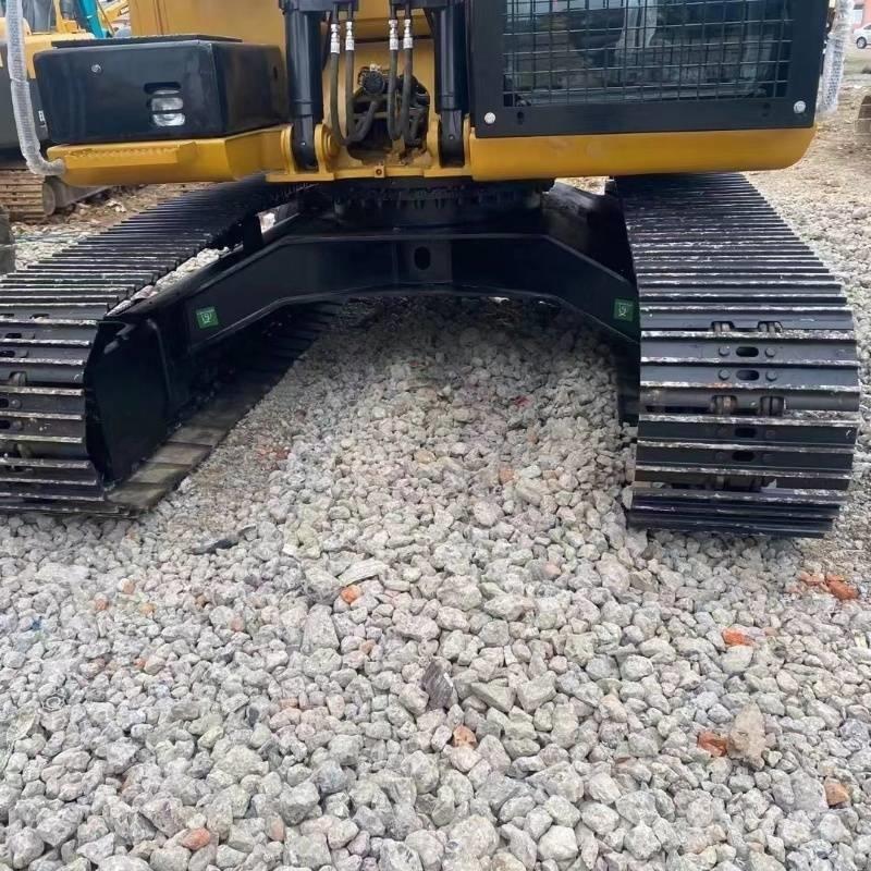 CAT 312 Roomikekskavaatorid