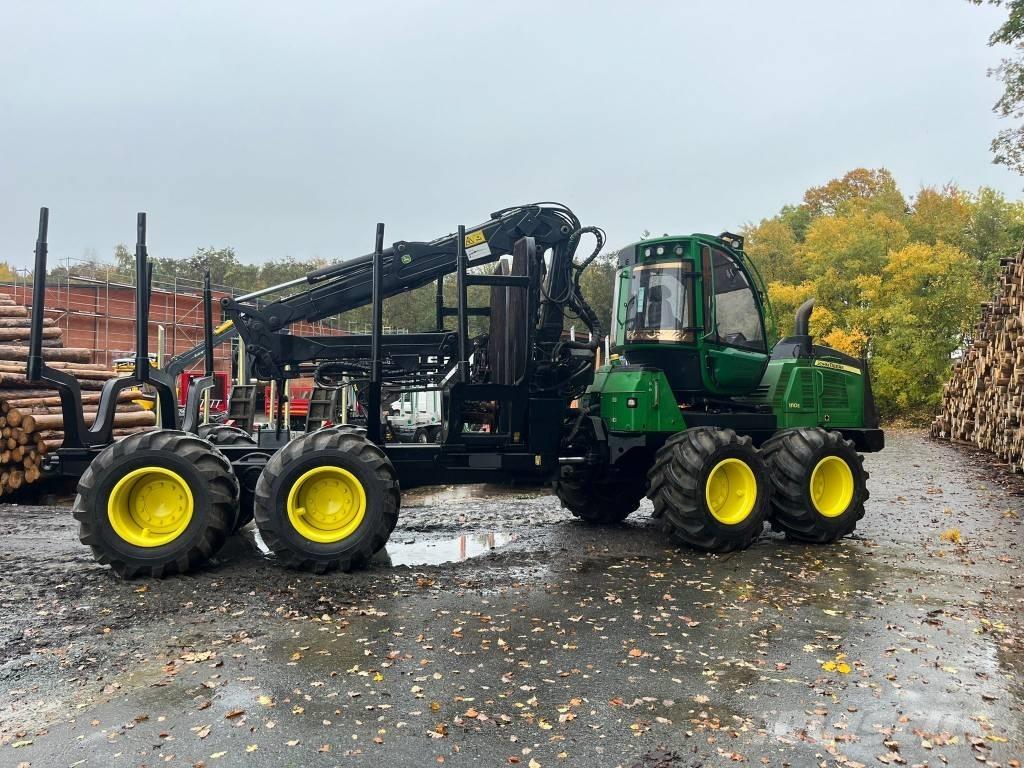 John Deere 1110 E Forwarderid