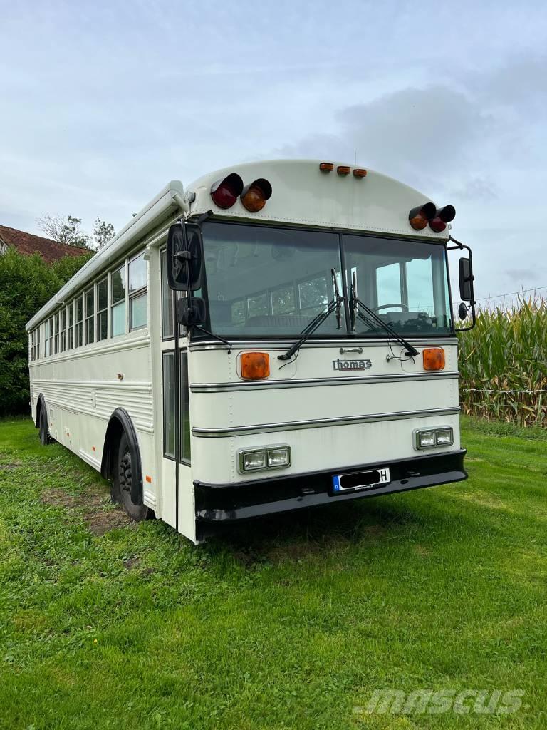 Thomas K880 Koolibussid